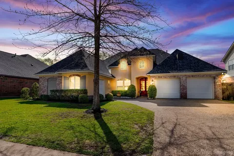 111 Hallette Dr, Shreveport, LA 71115