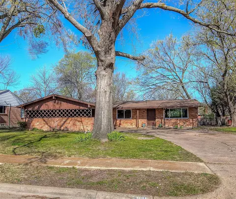 919 Royal St, Forney, TX 75126