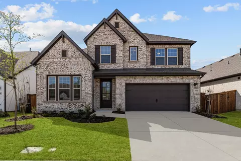 1800 Crescent Star Dr, Aubrey, TX 76227