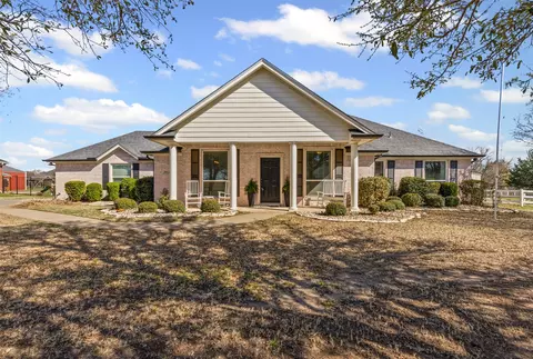 3013 Big Springs Dr, Joshua, TX 76058