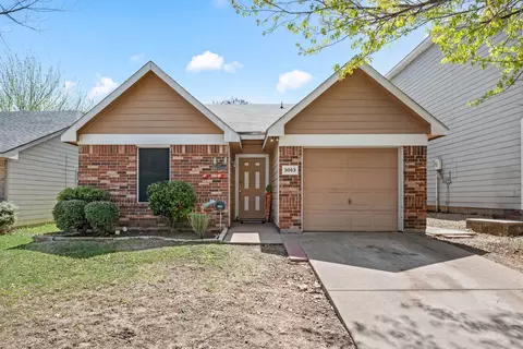 3053 Saint Nicholas Dr, Dallas, TX 75233
