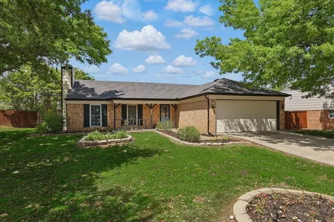 5017 Timber Creek Rd, Flower Mound, TX 75028