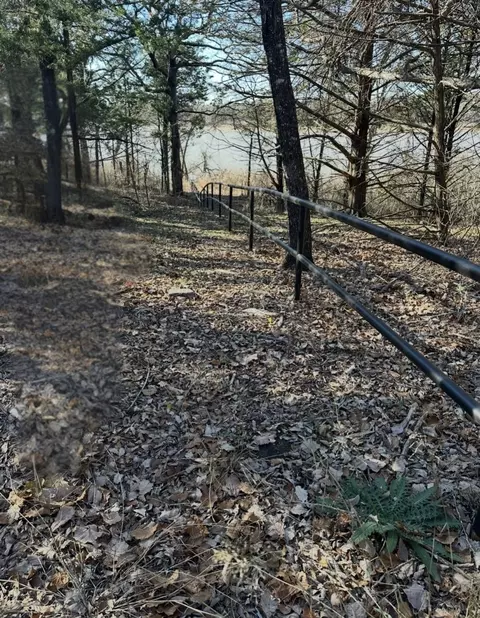 550 Palisades Dr, Gordonville, TX 76245