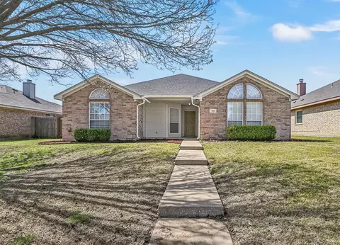 729 NW Summercrest Blvd, Burleson, TX 76028