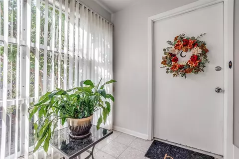 Entry Way - 5837 E University Blvd #C, Dallas, TX 75206 photo 1 of 1