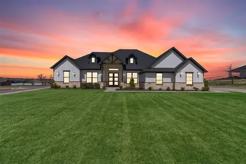 7124 Todd Ct, Godley, TX 76044