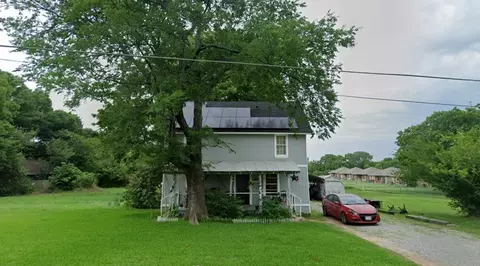 1721 S Eighth, Denison, TX 75021