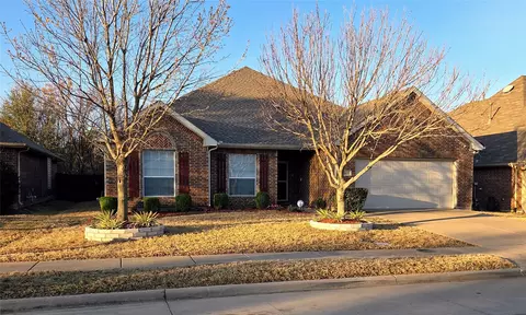 5633 Paladium Dr, Dallas, TX 75249