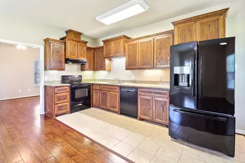 Kitchen - 8780 Fm 316, Eustace, TX 75124 photo 4 of 4