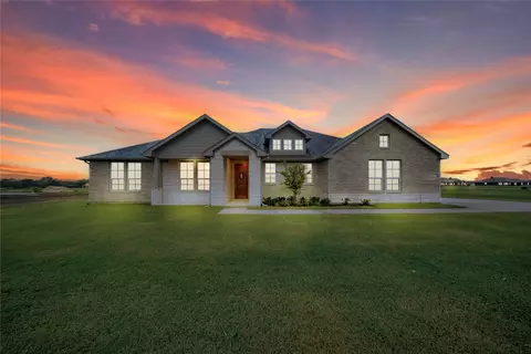 2465 Blackjack Oak Rd, Oak Ridge, TX 75161