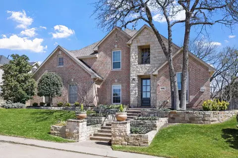 3204 Hill Dl, Highland Village, TX 75077