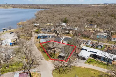 35 Red Oak St, Alvarado, TX 76009