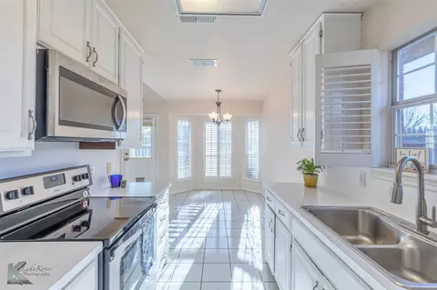 Kitchen - 3941 Purdue Ln, Abilene, TX 79602 photo 2 of 2