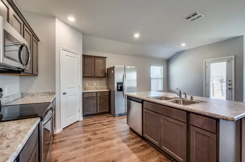Kitchen - 101 Samuel St, Denton, TX 76207 photo 4 of 4