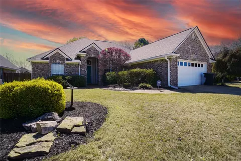 2244 Windsor Ct, Bossier City, LA 71111