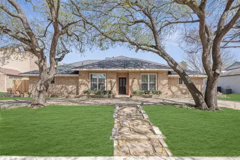 9608 Bill Browne Ln, Dallas, TX 75243