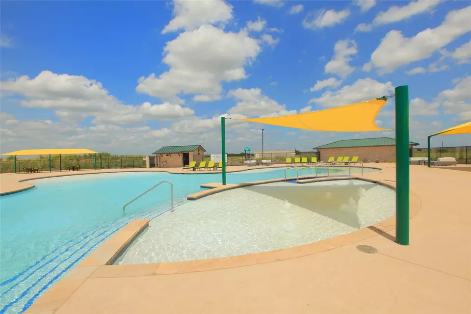 Exterior - 16704 Nicole Dr, Celina, TX 75009 photo 19 of 21