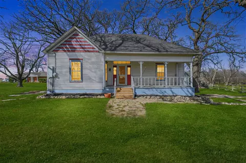 Exterior - 1449 E Fm 4, Cleburne, TX 76031 photo 7 of 10