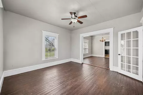Living - 1449 E Fm 4, Cleburne, TX 76031 photo 1 of 2