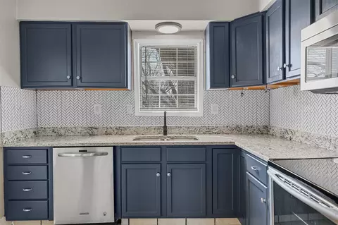 Kitchen - 1449 E Fm 4, Cleburne, TX 76031 photo 1 of 3