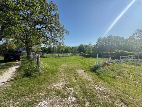 Exterior - 1449 E Fm 4, Cleburne, TX 76031 photo 9 of 10