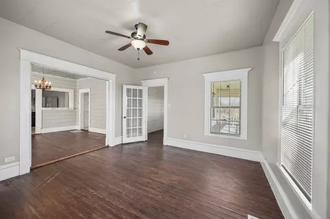 Living - 1449 E Fm 4, Cleburne, TX 76031 photo 2 of 2
