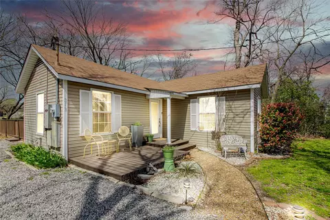 213 N Collins Rd, Sunnyvale, TX 75182