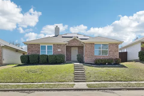 132 Bushel Ln, Dallas, TX 75241
