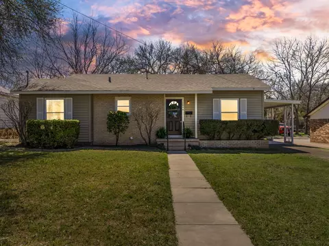 1034 Elm St, Hillsboro, TX 76645