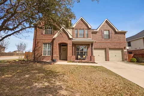 2501 Maple Stream Dr, Fort Worth, TX 76177