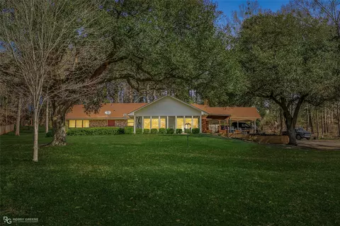 2019 Airport Loop, Homer, LA 71040