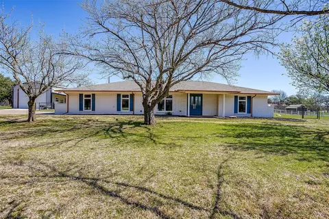 3808 Easy St, Alvarado, TX 76009