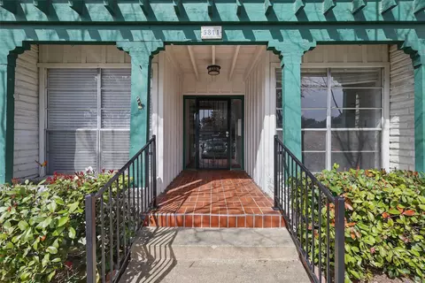 5811 Copperwood Ln #1122, Dallas, TX 75248