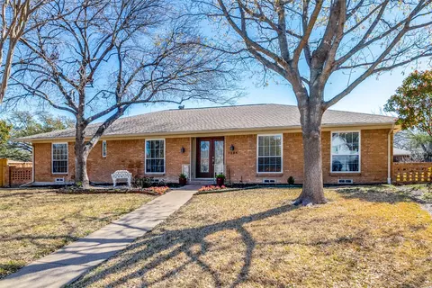 7284 Tangleglen Pl, Dallas, TX 75248