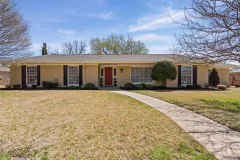 7009 Miramar Cir, Fort Worth, TX 76126