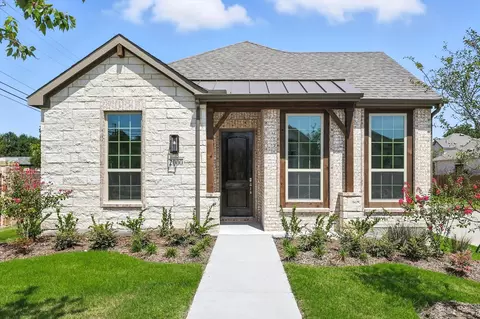 2000 Belvedere St, Garland, TX 75041