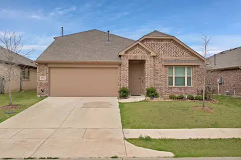 1121 Nighthawk Trl, Alvarado, TX 76009