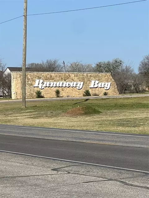 0000 Lanai Ct, Runaway Bay, TX 76426