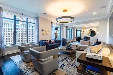 2525 N Pearl St #1403, Dallas, TX 75201