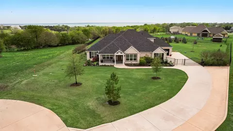 1707 Republic Ct, Princeton, TX 75407