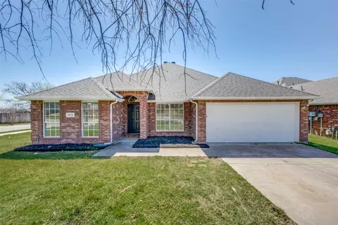 1612 Buena Vista Dr, Denton, TX 76210
