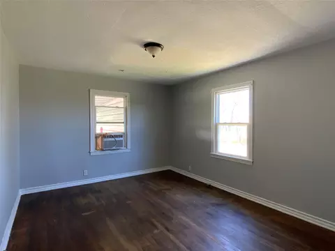204 S Williams Dr, Comanche, TX 76442 photo 7