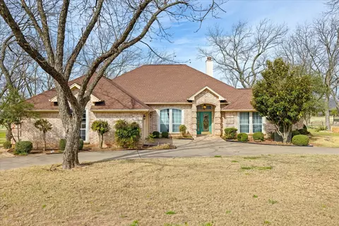 9612 Divot Dr, Granbury, TX 76049