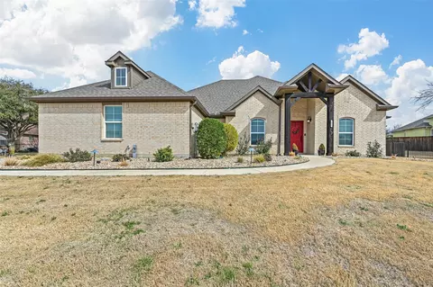 2817 Eden Dr, Cedar Hill, TX 75104