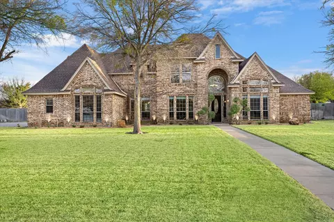 8630 Glenloch Dr, Red Oak, TX 75154