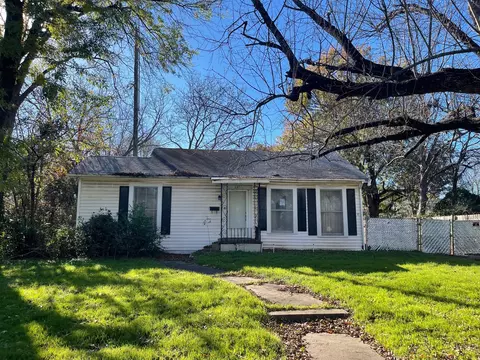 120 N 31st St, Corsicana, TX 75110
