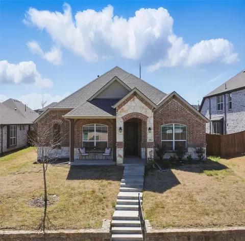 1451 Scarlet Ln, Frisco, TX 75033