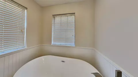 Bath - 3320 Prancer St, Lancaster, TX 75146 photo 2 of 5