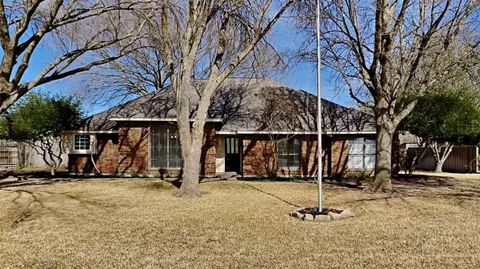 Exterior - 3320 Prancer St, Lancaster, TX 75146 photo 5 of 5