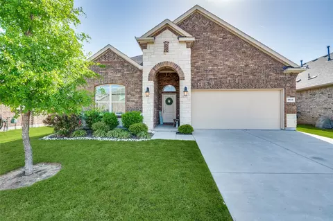 2512 Cerro Ranch Rd, Aubrey, TX 76227
